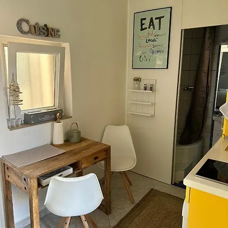 Old Town Lucky Star * Split